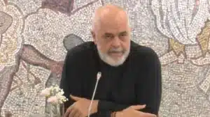 “Më pak burokraci, më shumë siguri!”/ Rama jep njoftimin: Që nga 1 gushti…