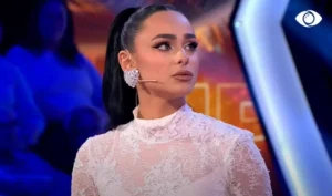 Egli Tako përlotet nga ky dhurata qe merr nga fansat