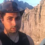 Vr*u dhe c*pëtoi të birin së bashku me nusen, 62 vjecarja rrëfen detaje se si e kryu kr*min tronditës!