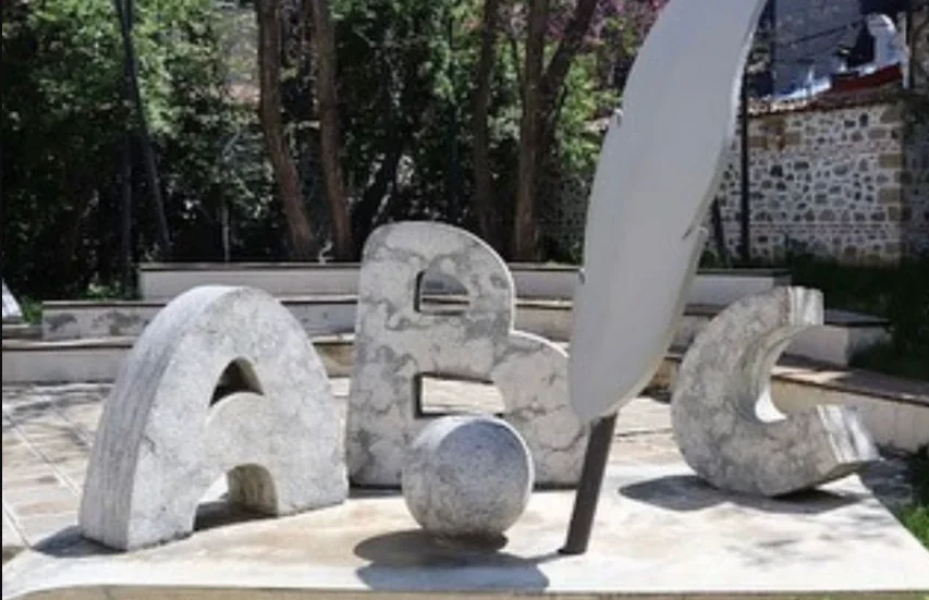 Edukoi dhe mësoi breza të tërë, humb jetën mësuesi i shquar shqiptar!