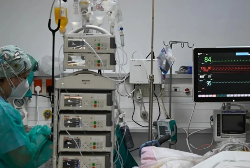 Ngjarje e rëndë! 28-vjeçarja shtatzënë ndërron jetë në spital! Dyshohet se…