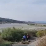 Dalin pamjet! Ja momenti kur policia e kap këmba-këmbës autorin e at*ntatit të ditës së sotme! (Video)