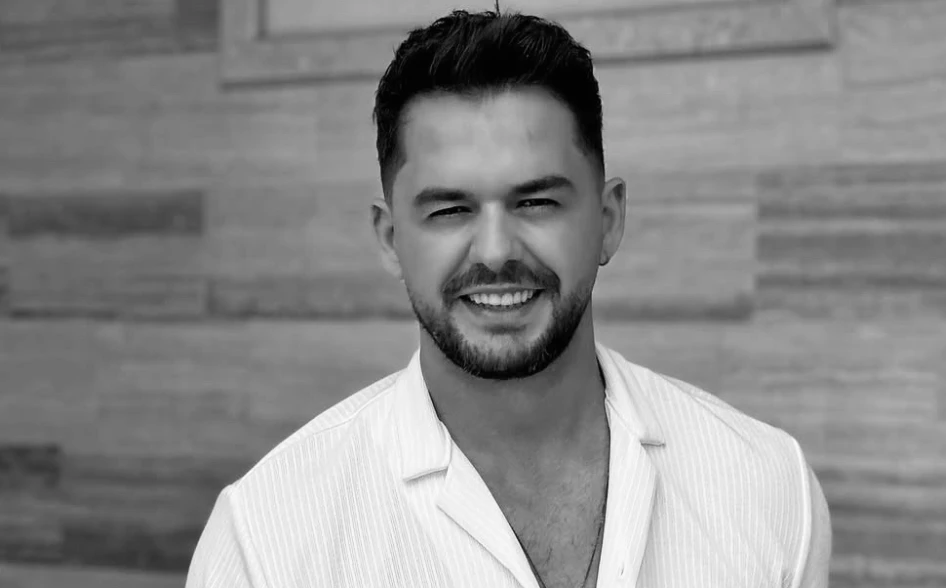 RRENQETHESE! Halla e Shpat Kasapit bënë deklaratën e FORTE për ‘miqtë’ e këngëtarit