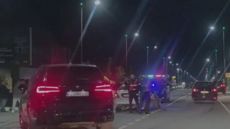 Aksident i rëndë në vend! Makina përplasen kokë më kokë, dy persona…