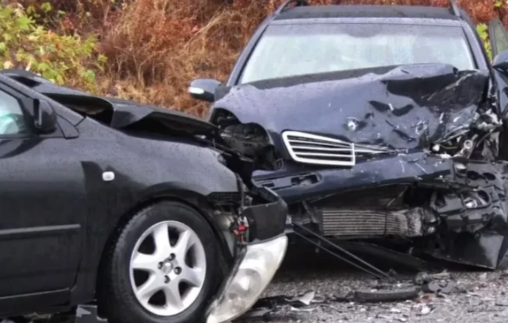 Aksident i rëndë në vend! Nga përpIasja e fortë, dy persona…