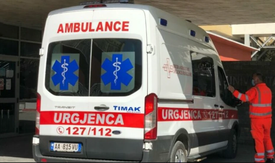 Ndodh në mes të Tiranës! 29-vjeçari qëIIon me th*kë dy vëllezërit e tij, me pas…
