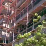 Mundohej për të fituar bukën e gojës, bënte dy punë. Humb jetën punëtori shqiptar në moshë të re