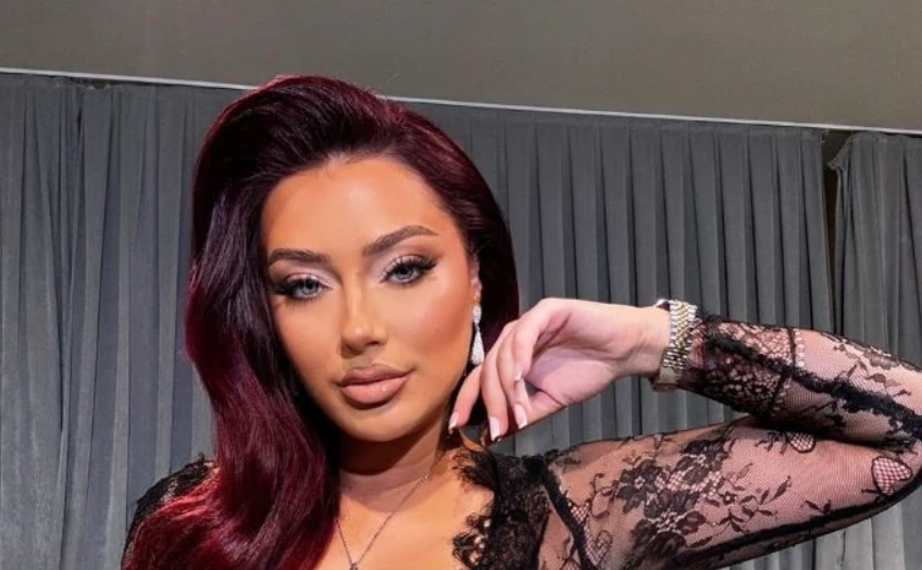 Ronela Hajati pëson ndryshimin drastik në pamje, humb 15 kg! Nuk do e besoni dukjen e saj