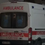 Ngjarje tronditëse në vend! Gjendet e pajetë një grua në taksi, dyshohet se…