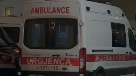 Ngjarje tronditëse në vend! Gjendet e pajetë një grua në taksi, dyshohet se…