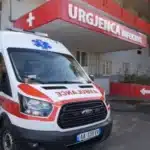 Tronditëse! Një burrë gjendet i vd*kur në banesë, dyshohet se…