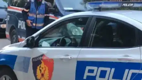 E rëndë! U konfliktuan se kush do kalonte i pari, vr*tet një person në mesnatë