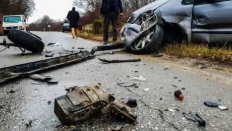 Aksident i rëndë! Motomjeti përplaset me makinën, raportohet për….