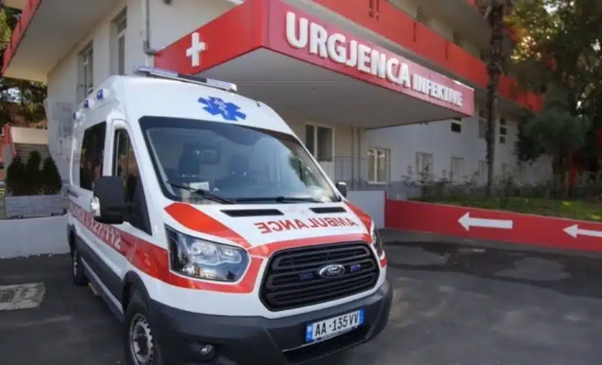 Ngjarje e rëndë në vend! Efektivi i policisë g*det qytetarin, i dh*non gruan shtatëzënë dhe nënën