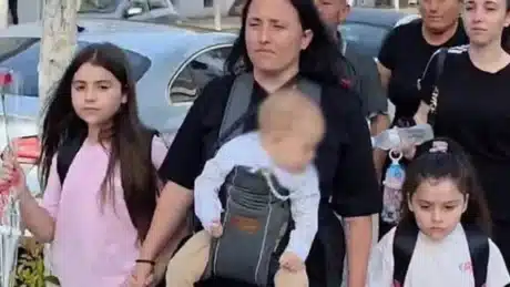 Aksidenti tragjik u mori babanë, 3 vajzat e m*tura dhe nëna e tyre mbesin të pastrehë!