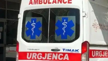 Cfarë po ndodh në vend? Gjendet pa shenja jete një grua në banesë