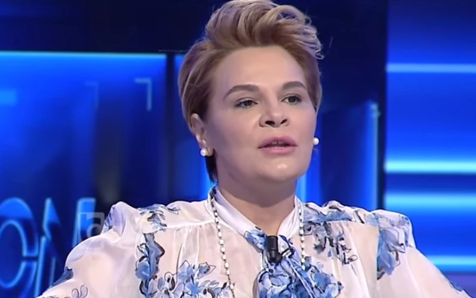 Banore apo opinioniste në BBVA? Monika Kryemadhi HABIT rrjetin me deklaratën e saj