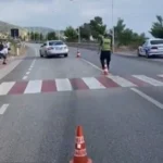 Aksident tr*nditës në vend! Po kalonin vijat e bardha, makina përpIas gjyshen dhe mbesën e saj të m*tur!