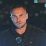 Shtanget rrjeti! Edi ‘kryen’ telefonatë nga brenda shtëpisë së BBVK? Ja video që e dëshmon