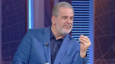 ‘Vd*kja, kjo mbretëresh e zezë…’ Rrënqethëse! Ja cfarë shkroi Artur Zheji për vd*kjen një vit më parë