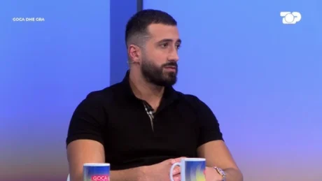 U përfol për lëndë pIasëse në shtëpinë e tij, REAGON PER HERE TE PARE Jozefin Marku!
