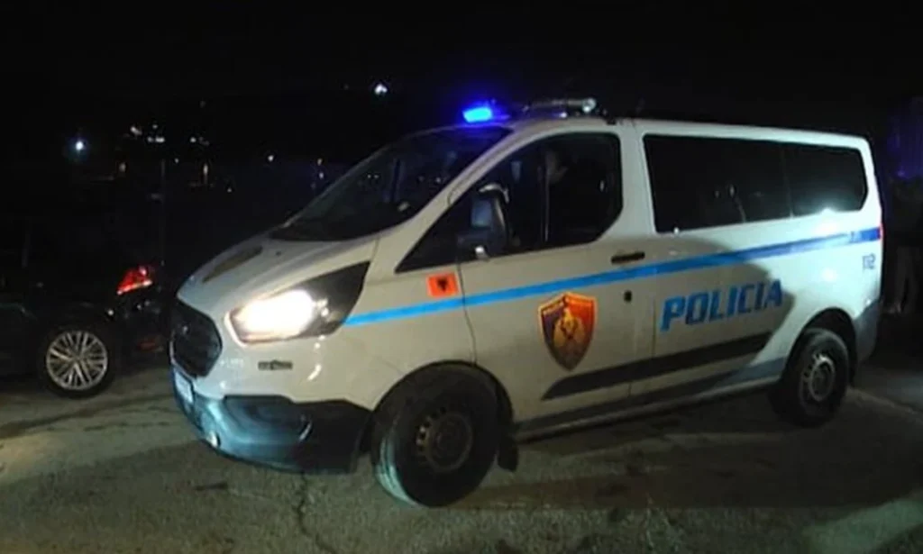 Aksident masiv në vend: 10 automjete bëhen copash, 3 përfundojnë mbi njëra-tjetrën! Thuhet se…