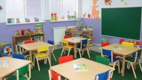 E tmerrshme! Humb jetën fëmija 1 vjecar në cerdhe, dyshohet se…