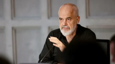Rama merr vendimin e papritur për plazhet në Ksamil ‘S’do të jenë më…’