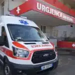 I moshuari në vend tenton vetëvr*sjen me th*kë, por më pas…