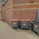 I riu shqiptar vd*s tragjikisht: Kamioni e shtyp në koshin e plehrave, më pas u…