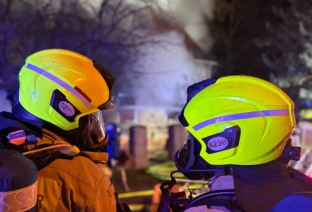 Ngjarje e tmerrshme! Shtëpia shpërthen nga flakët, humb jetën një fëmijë