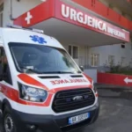 Tronditese! Gruaja në vend i vë fIakën vetes, humb jetën