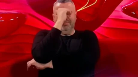 Dukej si i fortë, por Rogerti SHPERTHEN në lot në dhomën e rrëfimit dhe bënë DEKLARATEN E PAPRITUR!