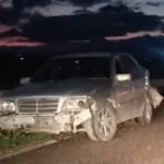 Aksident i frikshëm në vend! Makina humb kontrrollin dhe përplaset me makinën tjetër, raportohet…