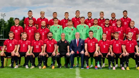 Ylli i Kombëtares ndaj lajmin e hidhur/ Humb personin e ngushtë të familjes, ja postimi i tij