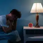 Probleme me gjumin? Këto metoda të thjeshta do t’ju ndihmojnë të flini më shpejt