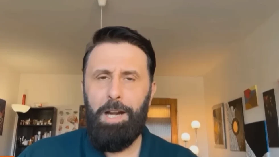 ‘Gjithçka nis nga truri’, Nutricionisti Altin Joka: Ja ushqimet që duhet të konsumoni çdo ditë për të forcuar funksionin e trurit