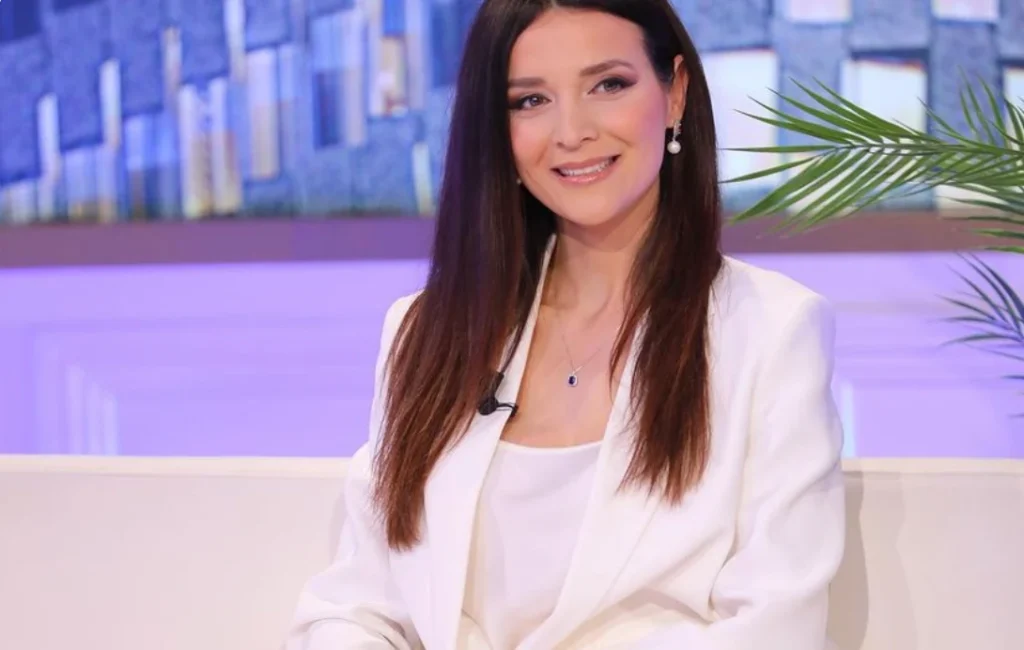 Je kaps? Zgjidhja e shpejtë dhe natyrale me kumbulla të thara Nga Diola Dosti