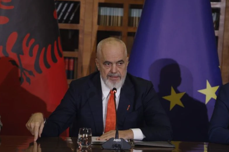 Gjyqtari i vr* në sallën e Gjykatës, REAGON ashpër Edi Rama! Ja cfarë thotë
