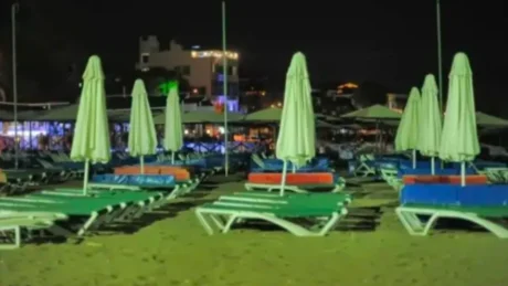 Ngjarje e rëndë! P*rdhunohet 18-vjeçarja në shezlongët e plazhit në Durrës