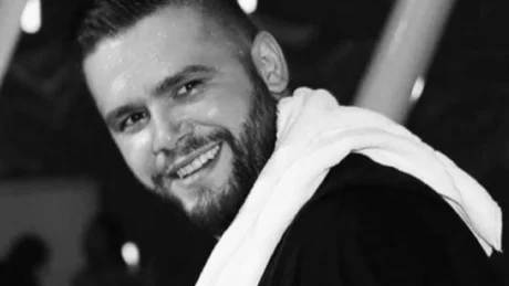 ‘A do ta heqësh qafe si njeri…’ A është ky zëri i Elvana Gjatës? Flori Mumajesi ‘SHTANG’ rrjetin me…