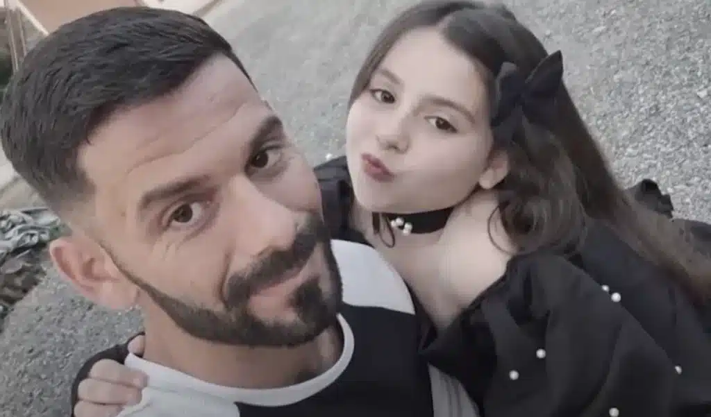 ‘Mendoj se është një ëndërr….’  Babai i ndërroi jetë në aksident, flet vajza e tij ‘Dua ta coj ne vend amanetin e tim eti…’