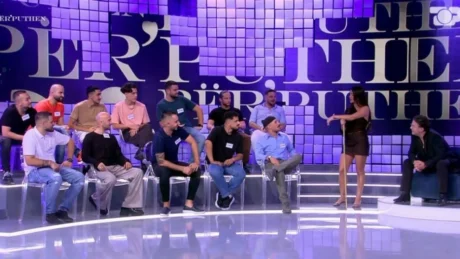 “Kalojmë një natë bashkë”,deklarata e fortë e konkurrentit të “Përputhen”:Deputeti shqiptar më ofroi 100 mijë euro të…