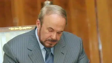 Gjendja e Fatos Nanos dramatike, problem truri nuk reagon, thirren mjekë nga jashtë