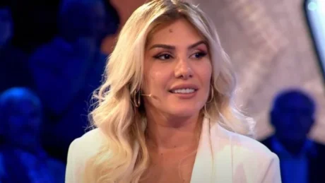 A është fejuar Ilnisa Agolli? Fotoja që po ngre dyshime te fansat