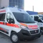 Kr*m tronditës në familje: Burri suImon gruan dhe vajzën me th*kë, të dyja të pIagosurat…