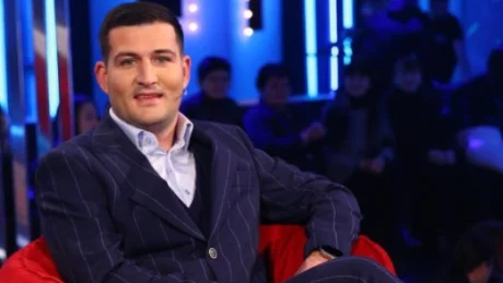 E PAPRITUR: Ish banorja e BBVA i zë kolltukun e opinionistit në BBVA5 Arbër Hajdarit?