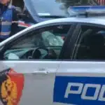 Ngjarje e rende ne vend/  Gjendet i v*ekur një burrë  në sediljen e parme të makinës në korsine e emergjencës…
