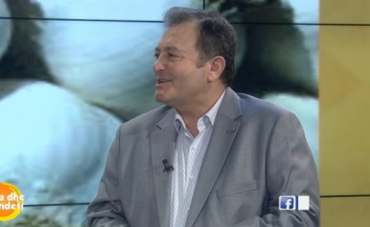 Lulja e Basanit: Bima mrekulli që gjendet kudo – Ja si ndihmon Shëndetin sipas Ylli Merjas