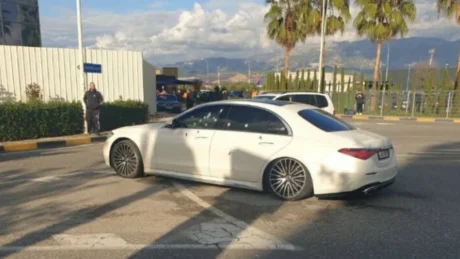 “Doli nga makina me kapele dhe maskë…”/ DETAJE nga atentati mafioz: ‘Benz’-i ndaloi pas disa metrash dhe autori…